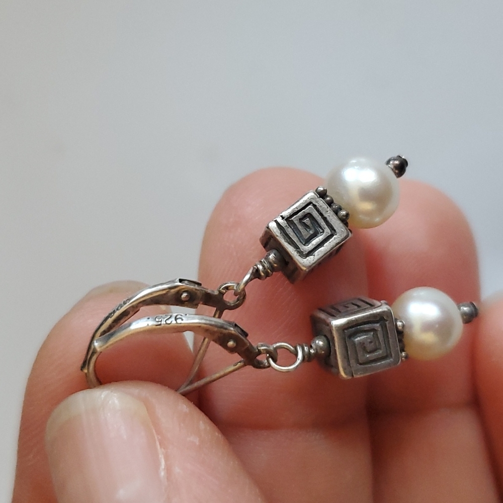 Vintage 925 Silver Pearl Earrings.
